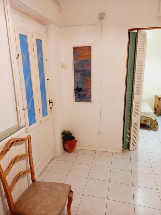 Στην Αυλή Της Ράχης Apartamento Kalamata Exterior foto